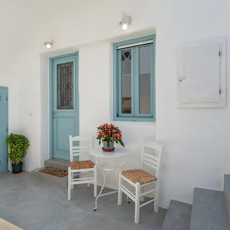 Stella's Alley House * Náusza