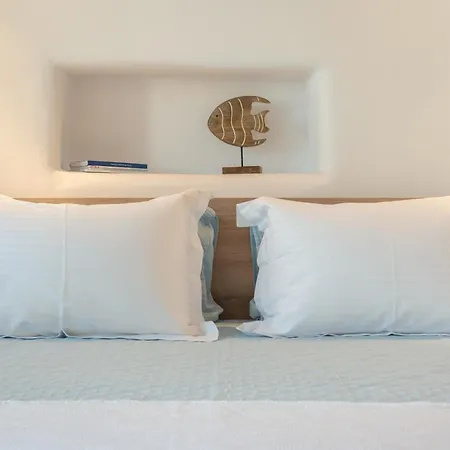 Stella's Alley House