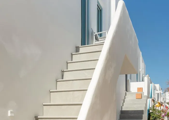 Stella's Alley House *